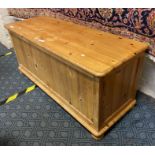 PINE BLANKET BOX