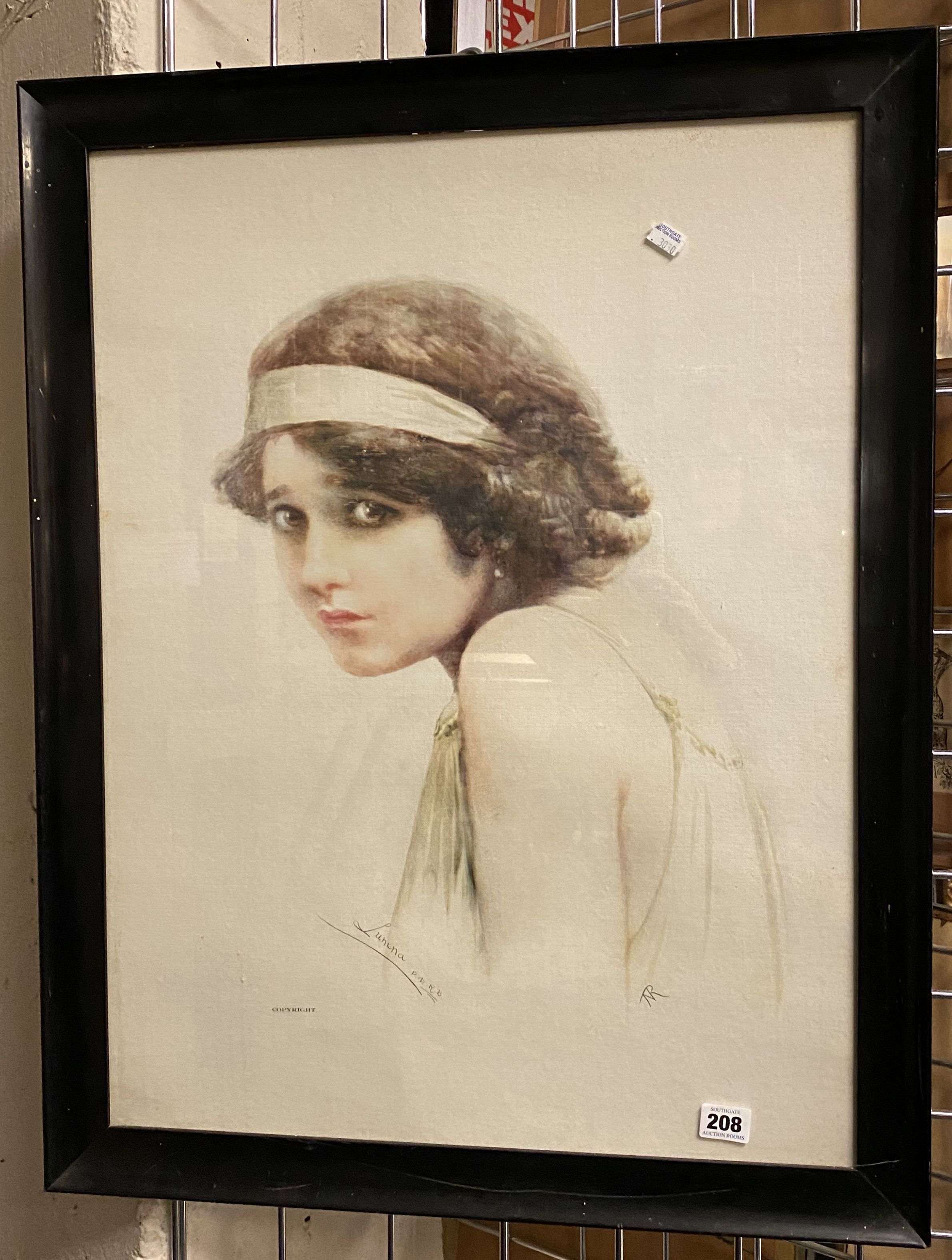 FRAMED PRINT OF A YOUNG GIRL LUNINIA
