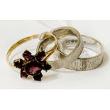 2 X 18CT WHITE GOLD RINGS & 9CT GOLD RING
