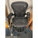 OFFICE CHAIR BY HERMAN MILLER