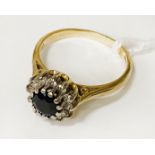 18CT GOLD DIAMOND & SAPPHIRE RING SIZE M/N