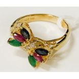 18CT GOLD EMERALD, RUBY, SAPPHIRE & DIAMOND RING - SIZE Q - 5.7 GRAMS APPROX