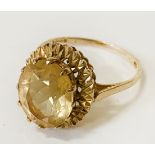 9CT GOLD CITRINE RING - SIZE R - 3.9 GRAMS APPROX