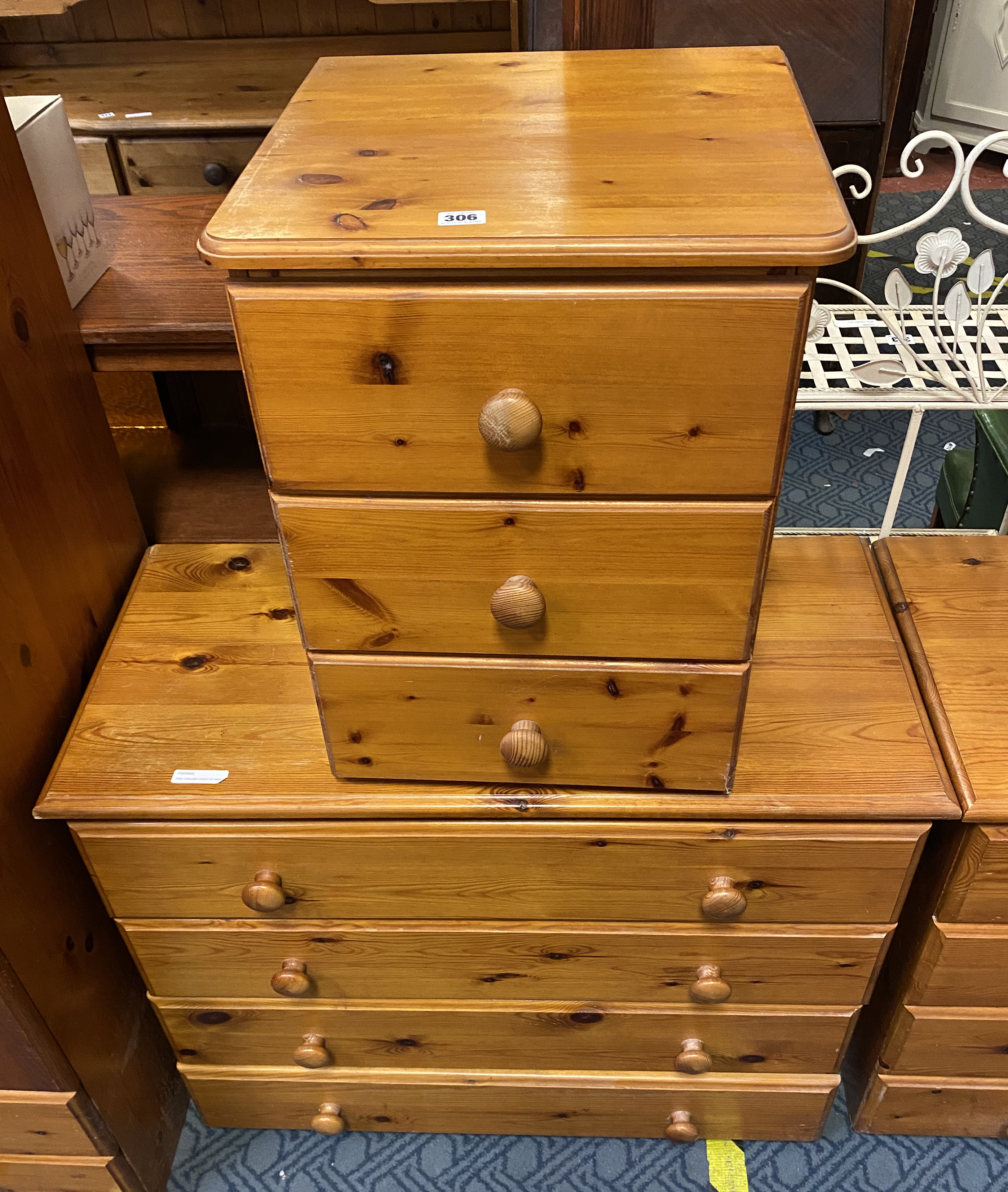 PINE 4 DRAWER CHEST OF DRAWS & 3 DRAWER CHEST