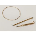 9CT GOLD TESTED BANGLE WITH 2 9CT GOLD PROPELLING PENCILS