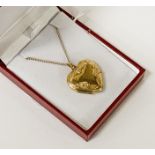 9CT GOLD HEART LOCKET ON 9CT GOLD CHAIN - 5.2 GRAMS APPROX