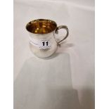 WILSON & SHARP LTD H/M SILVER DRINKING CUP 6.4 OZS APPROX - 8 CMS (H) APPROX