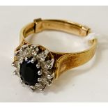 18 CARAT GOLD DIAMOND & BLUE STONE RING - SIZE M/N - 5.6 GRAMS APPROX