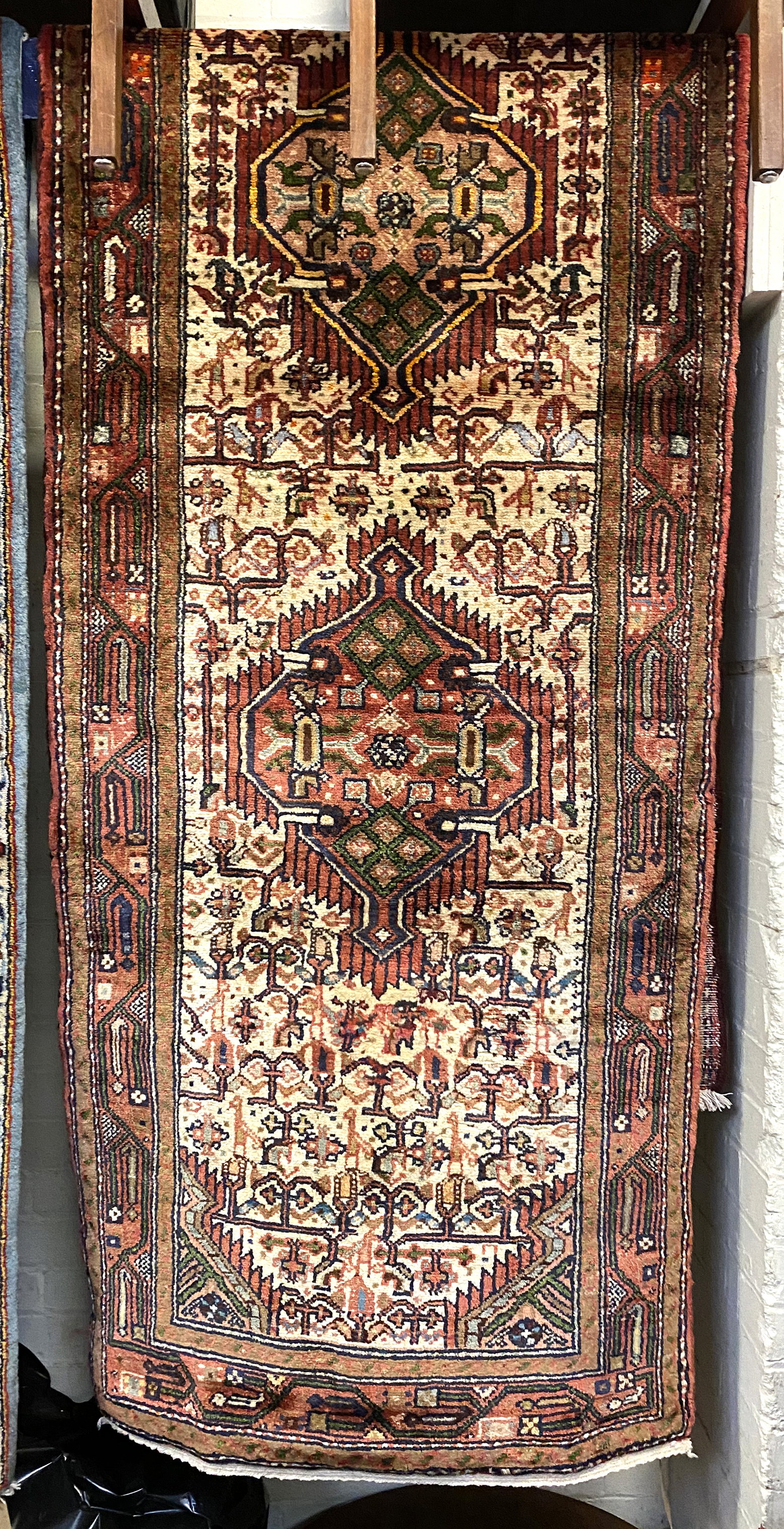 FINE NORT WEST PERSIAN MALAYER RUNNER 312CMS X 87CMS