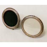 PAIR OF ROUND HM SILVER PHOTO FRAMES 9CMS (H) X 9CMS (W0 APPROX