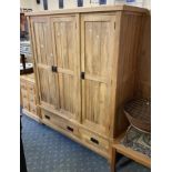 OAK TRIPLE WARDROBE