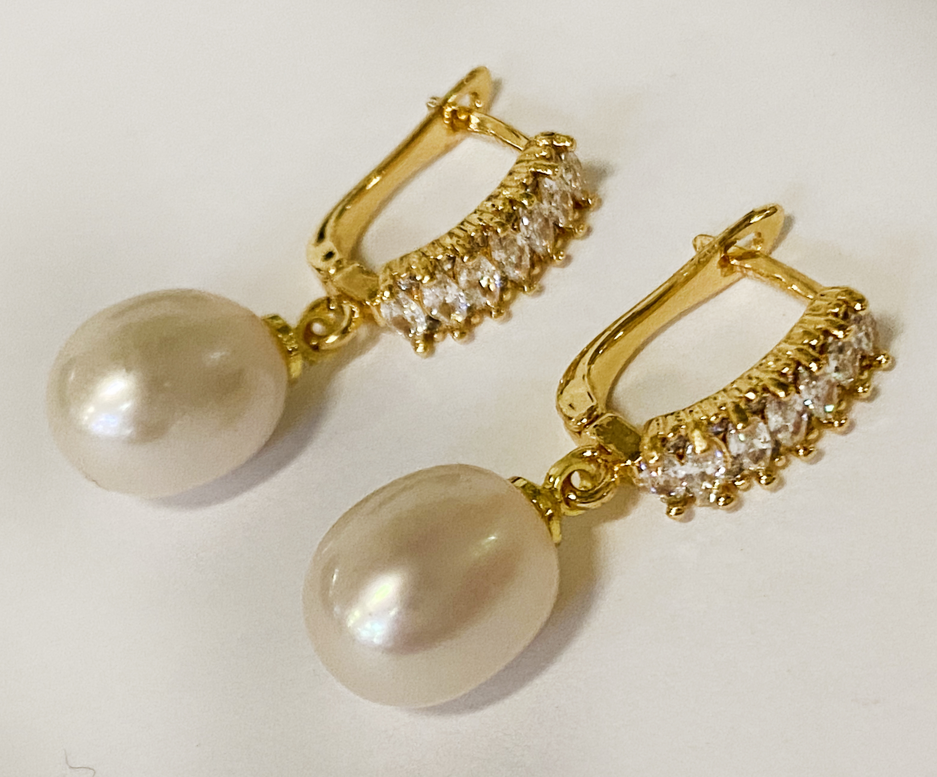 PEARL & TOPAZ EARRINGS