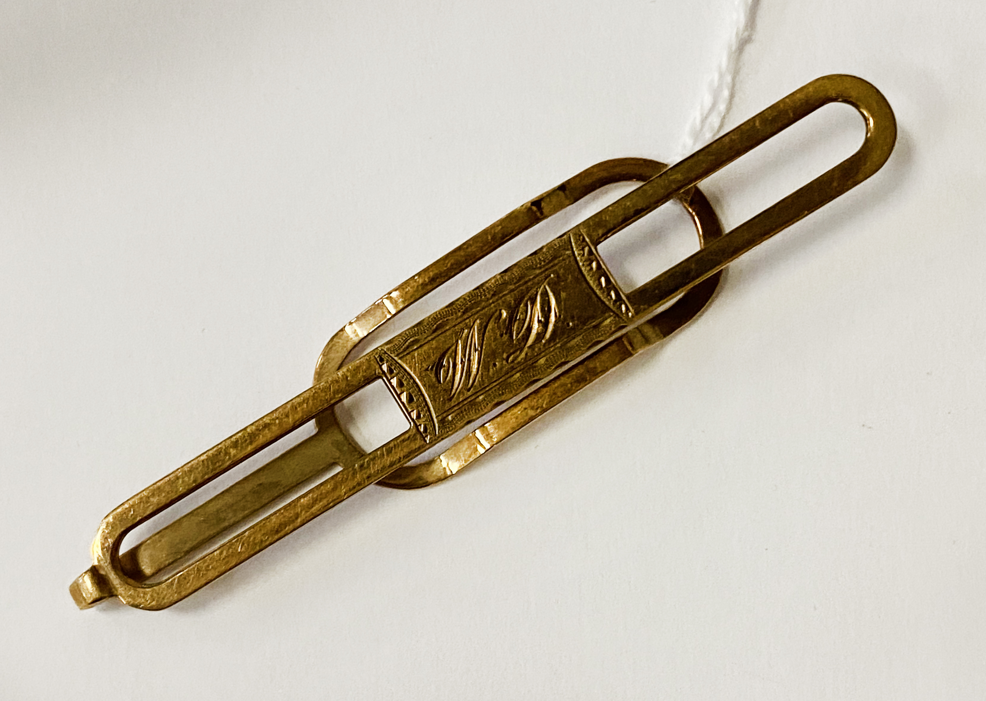 9CT GOLD TIE CLIP - APPROX 6.2 GRAMS