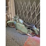 1950'S EXCELSIOR VINTAGE MOTORBIKE, FOUNDED IN COVENTRY & MANUFACTURED IN BIRMINGHAM - NEEDS A