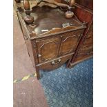 COMMODE CABINET