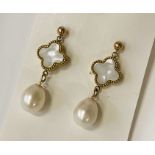 9CT GOLD MOTHER OF PEARL CLOVER & SOUTH SEA EARRINGS