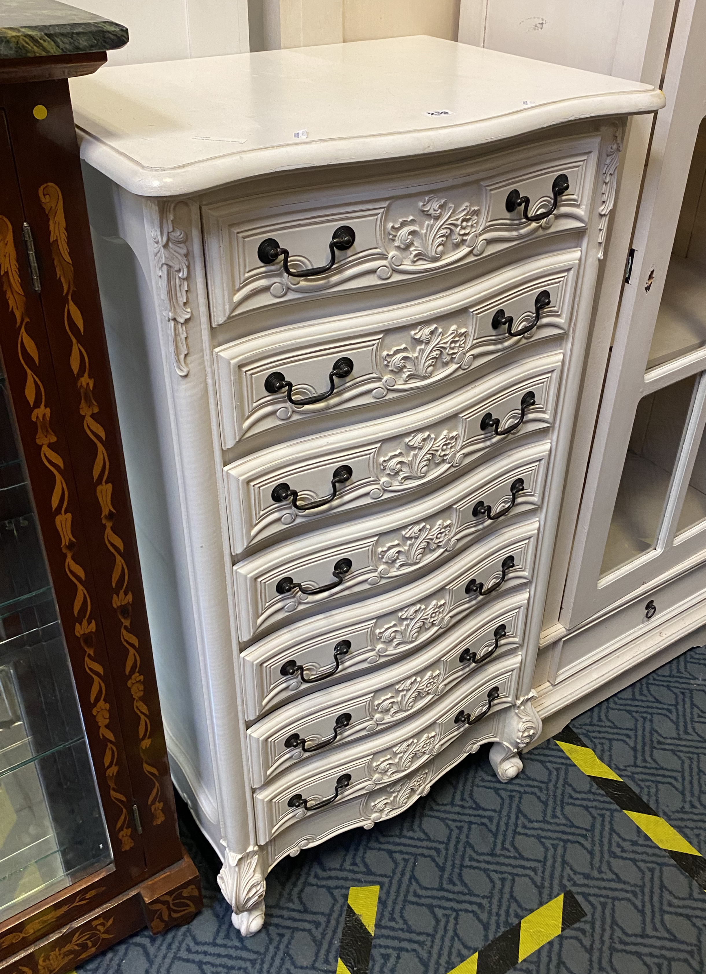 ORNATE WHITE CHEST OF DRAWERS