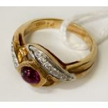 18CT GOLD RUBY & DIAMOND RING - SIZE K - 4.9 GRAMS APPROX