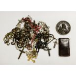 COLLECTION OF ITALIAN ROSARY BEADS & OTHER ITEMS