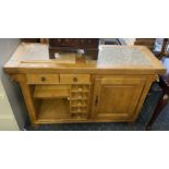 KITCHEN SIDEBOARD WITH BLOCK