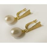 SOUTH SEA PEARL EARRINGS