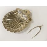 HM SILVER SHELL DISH & HM SILVER WISHBONE - 2OZS APPROX