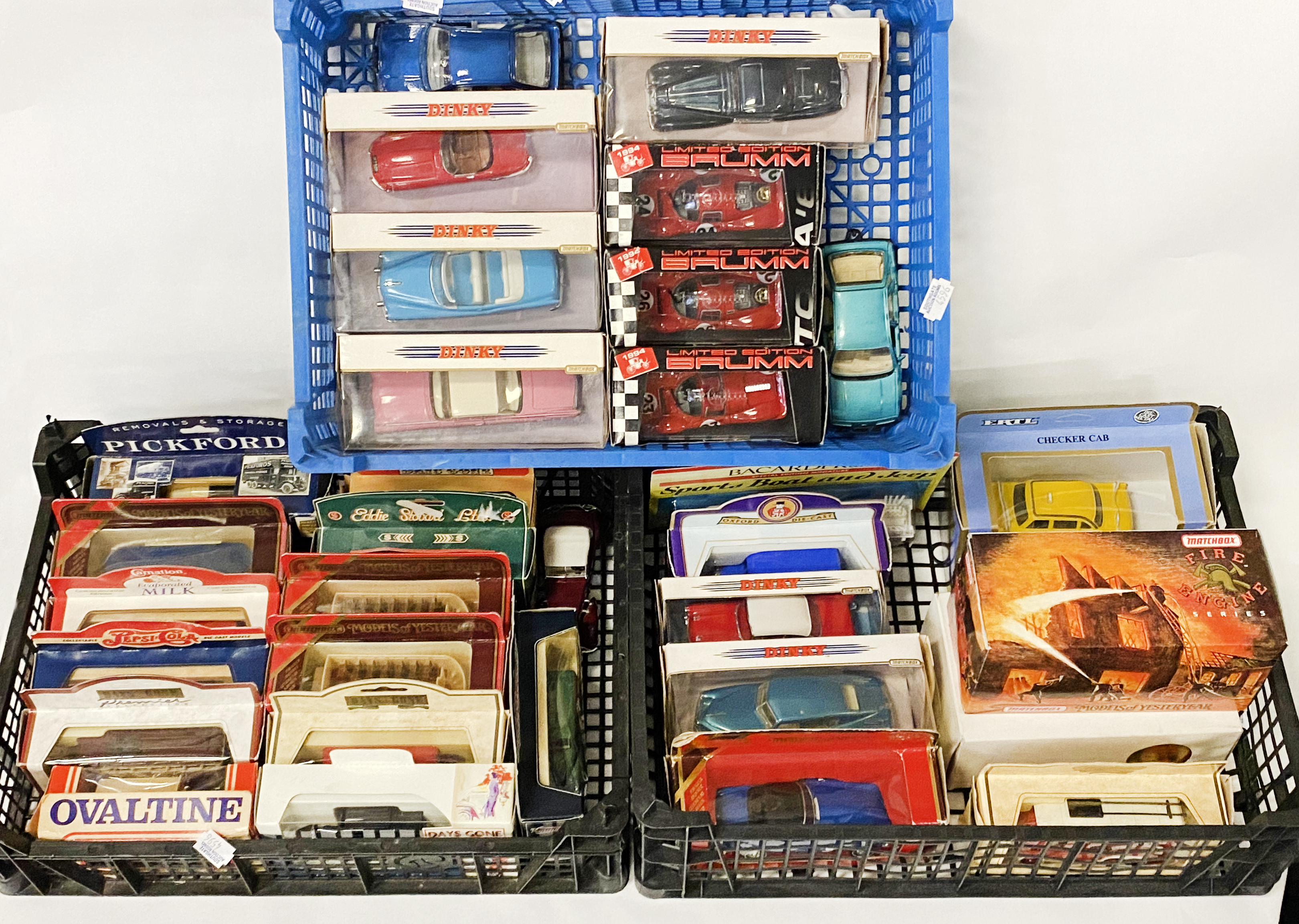 QTY OF BOXED COLLECTORS CARS INCL. MATCHBOX, DINKY ETC