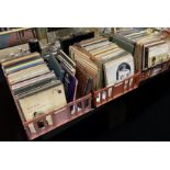 LARGE COLLECTION OF CLASSICAL RECORDS & OTHERS