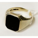 9CT WHITE GOLD GENTS RING - SIZE U 10.9 GRAMS APPROX