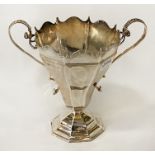 GOLDSMITHS & SILVERSMITHS CO LTD TWO HANDLED TROPHY 6OZS APPROX 14CMS (H) APPROX