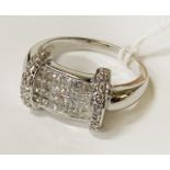 18CT WHITE GOLD & DIAMOND RING - SIZE M - 5.5 GRAMS APPROX