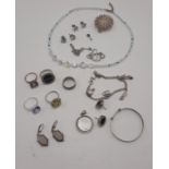 COLLECTION OF SILVER JEWELLERY & OTHER - 58 GRAMS