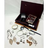 COLLECTION OF SILVER JEWELLERY IN JEWELLERY BOX
