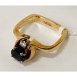 14 CT GOLD BLUE STONE RING 5.7 GRAMS SIZE J