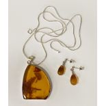 AMBER PENDANT &| EARRINGS