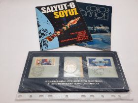 COMMEMORATIVE SILVER COIN APOLLO-SOYUZ LINK UP WITH TWO ACCOMPANYING MAGAZINES - RUSSIAN & ENGLISH