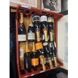 TRAY OF CHAMPAGNE TO INCLUDE VERVE CLIQUOT, MOET CHANDON & JACQUART ETC