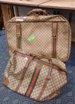 2 VINTAGE GUCCI BAGS (A/F) CONDITION REPORT RECOMMENDED