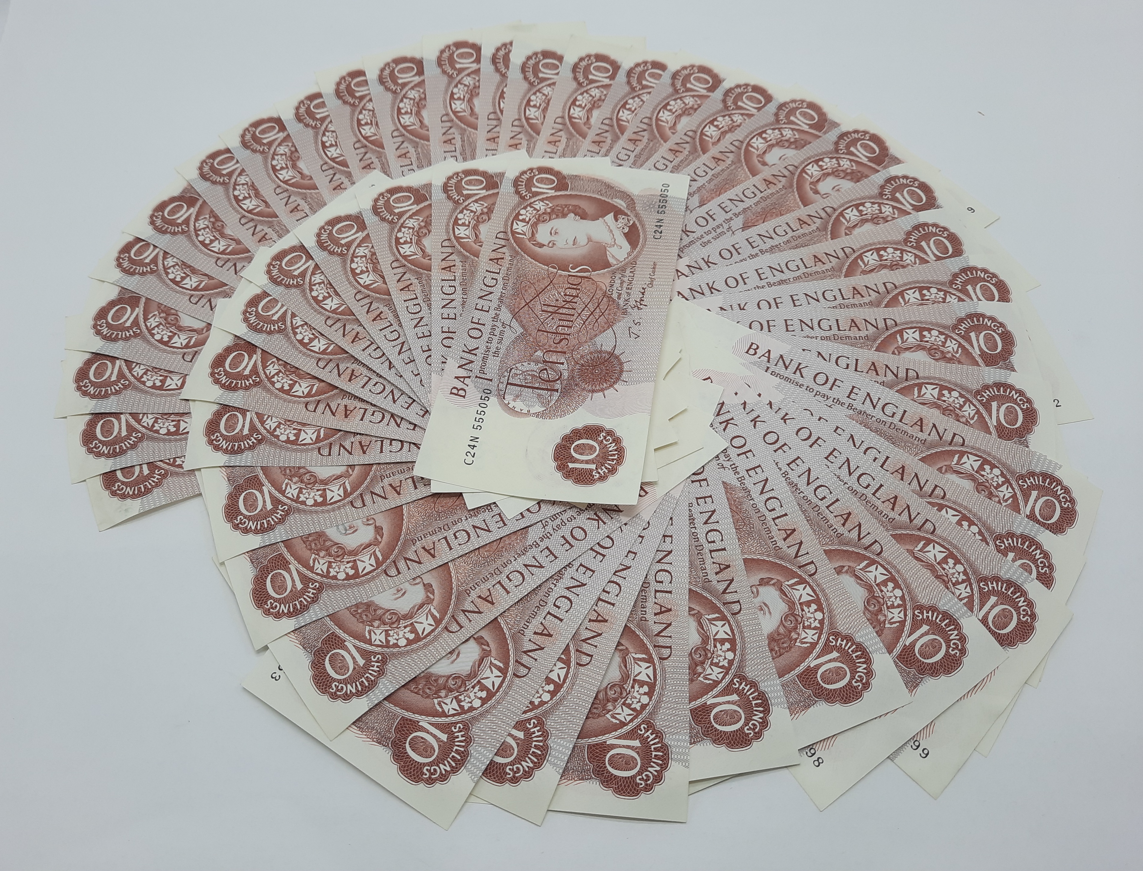 LARGE QTY OF TEN SHILLING BANK OF ENGLAND NOTES