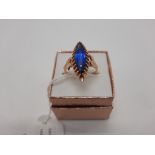 HIGH CARAT GOLD BLUE TOPAZ RING - SIZE U 7.8 GRAMS APPROX