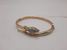 9CT GOLD SNAKE BRACELET WITH DIAMOND ENCRUSTED HEAD - 16.7 GRAMS