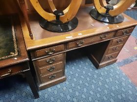 MAHOGANY LEATHER TOP PEDESTAL DESK