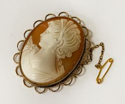 9 CT. GOLD CAMEO BROOCH