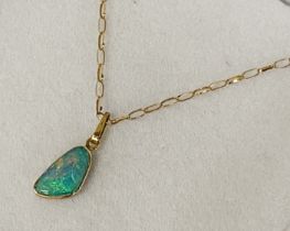 OPAL ON 18'' 9CT GOLD CHAIN