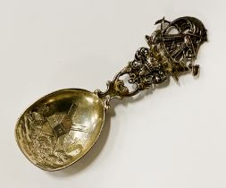 HM SILVER DUTCH CADDY SPOON