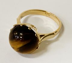 9CT GOLD TIGERS EYE RING - SIZE Q