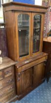 VICTORIAN MAHOGANY BOOKCASE/CUPBOARD