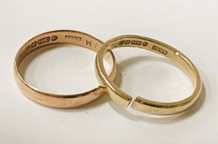 TWO 9CT GOLD INTERLOCKED RINGS - 1 A/F - APPROX 3.8 GRAMS