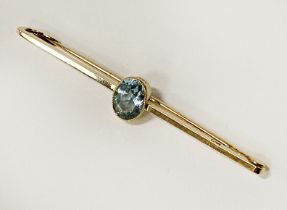 15CT GOLD AQUAMARINE BROOCH