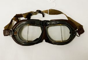 PILOTS GOGGLES